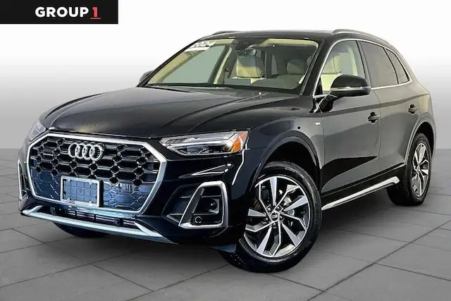2024 Audi Q5 45 Premium's photo