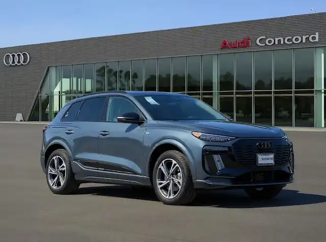 2027 Audi Q6 e-tron Premium Plus quattro's photo