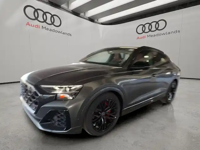 2026 Audi SQ8 Premium Plus quattro's photo