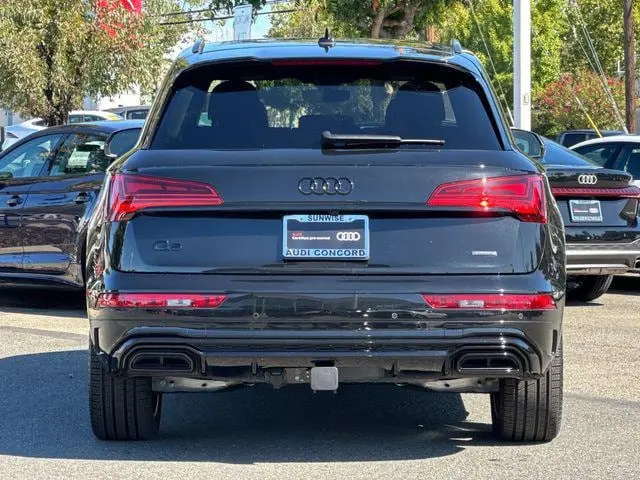 2025 Audi Q5 55 e Premium Plus photo 5