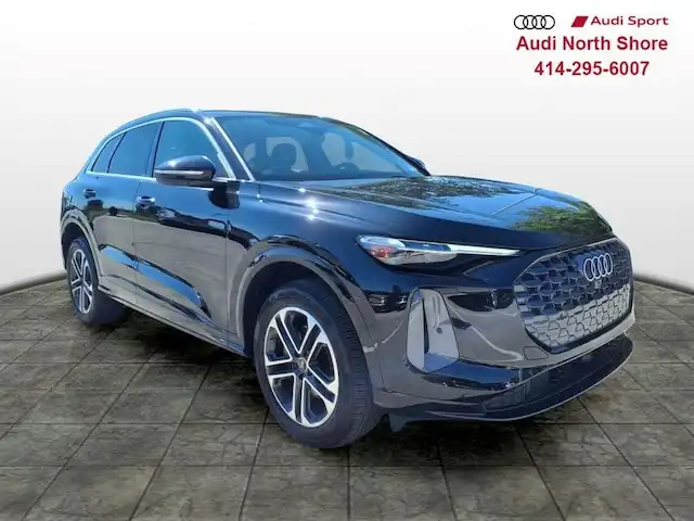 2025 Audi Q5 Premium Plus quattro's photo