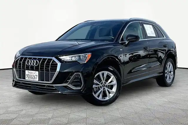 2022 Audi Q3 45 TFSI S Line Premium quattro's photo