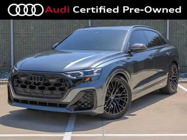 2024 Audi SQ8 Prestige's photo