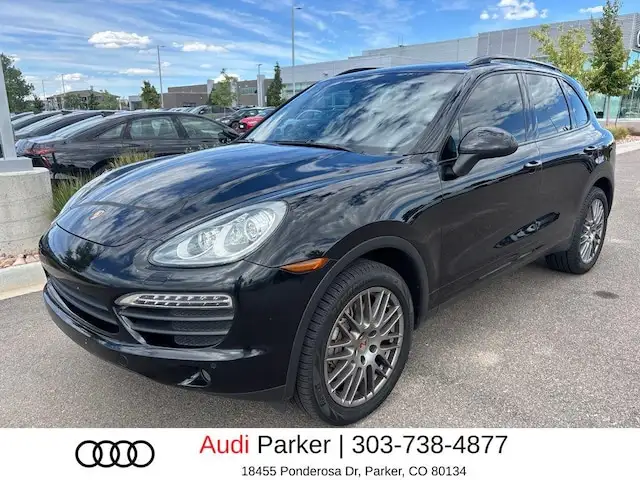 2013 Porsche Cayenne S's photo