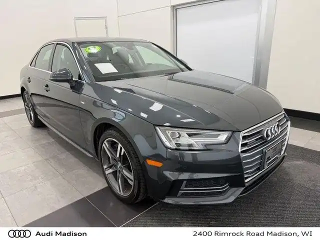 2017 Audi A4 2.0T quattro S tronic Premium Plus's photo