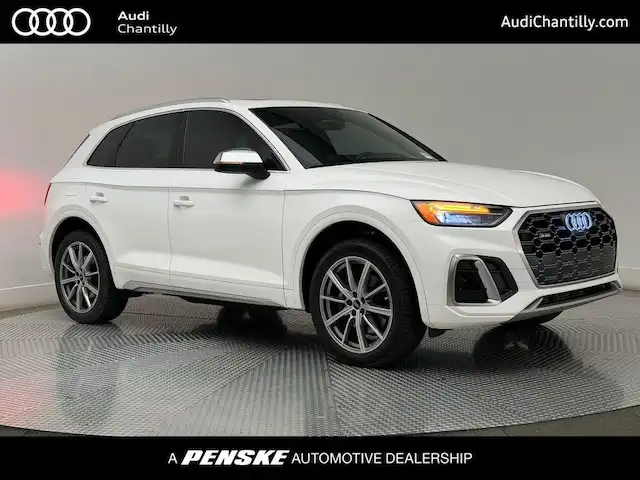 2023 Audi SQ5 Premium Plus's photo