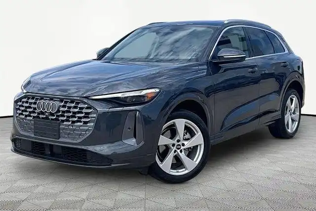 2025 Audi Q5 40 Premium Plus's photo