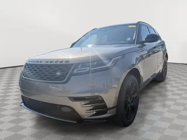2019 Land Rover Range Rover Velar Si4 R-Dynamic SE's photo