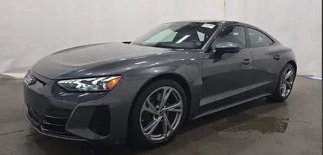 2023 Audi e-tron GT Premium Plus quattro's photo