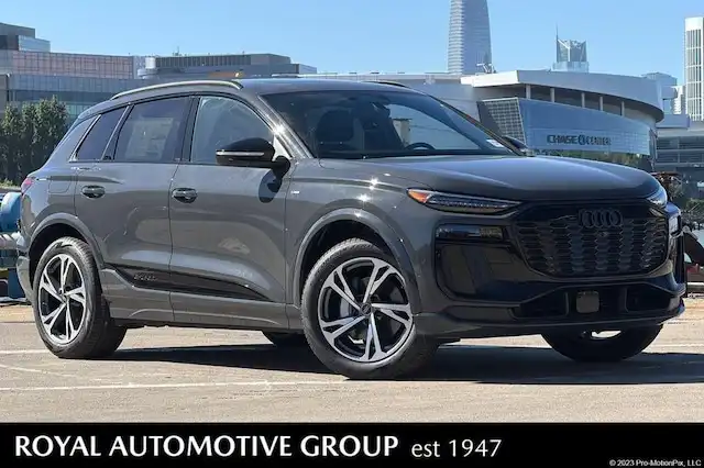 2027 Audi Q6 e-tron Premium Plus quattro's photo