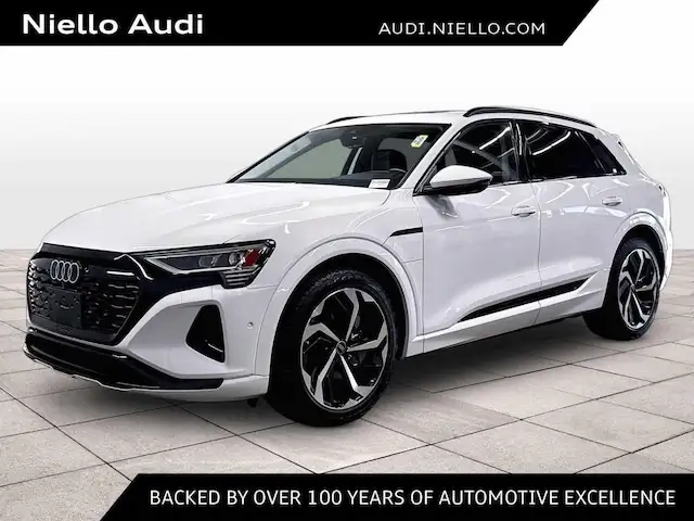 2024 Audi Q8 e-tron 114 kWh Premium Plus quattro 55's photo