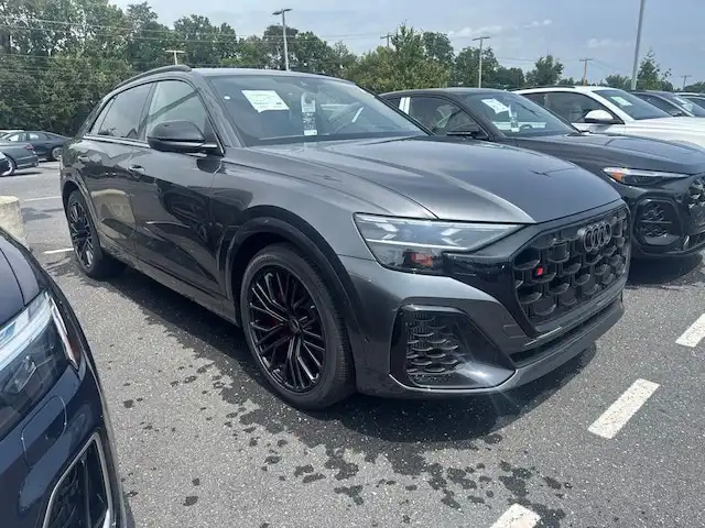 2026 Audi SQ8 Prestige quattro's photo