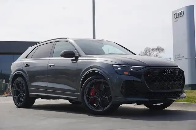 2026 Audi RS Q8 Base's photo