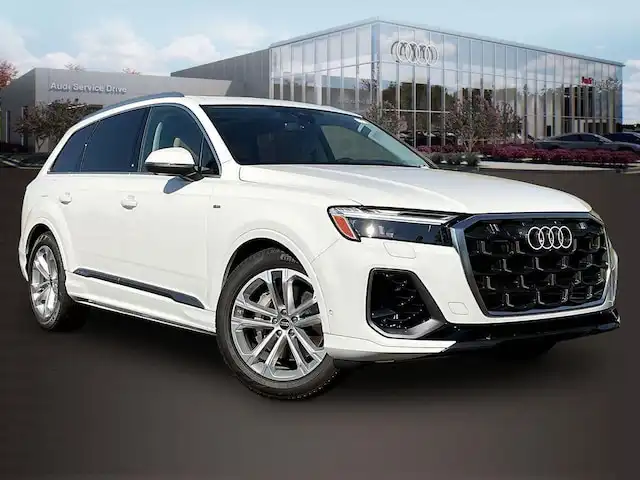 2026 Audi Q7 55 Prestige quattro Tiptronic's photo
