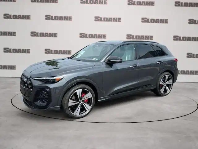 2026 Audi SQ5 Premium Plus quattro's photo