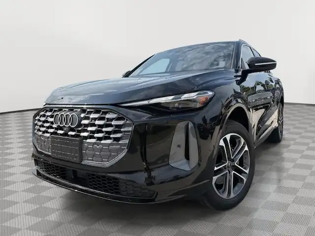2025 Audi Q5 40 Premium's photo