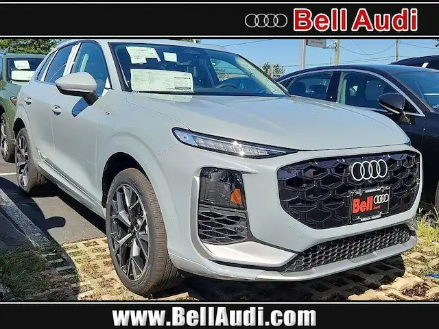2026 Audi Q3 S Line quattro's photo