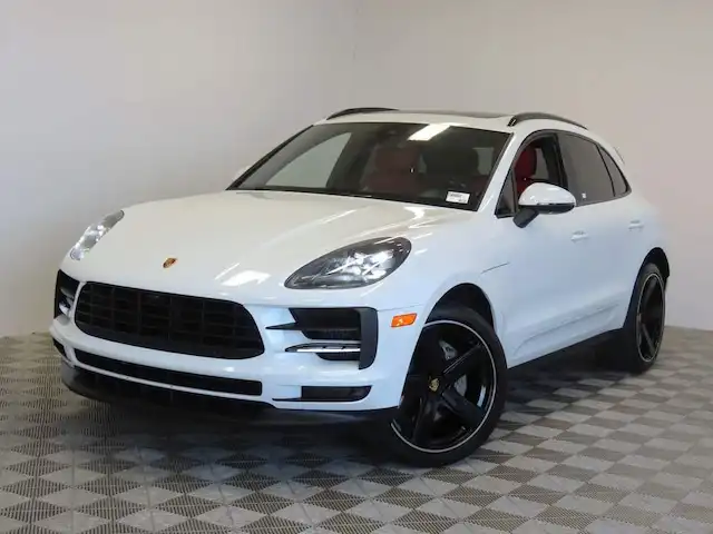 2021 Porsche Macan S's photo