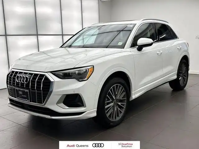 2022 Audi Q3 40 TFSI Premium quattro's photo