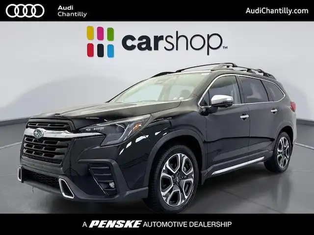2023 Subaru Ascent Touring's photo