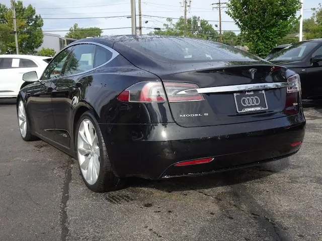 2017 Tesla Model S 75D photo 3