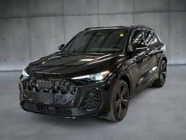 2025 Audi SQ5 Premium Plus's photo