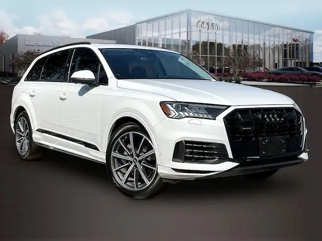 2023 Audi Q7 55 Prestige quattro Tiptronic's photo