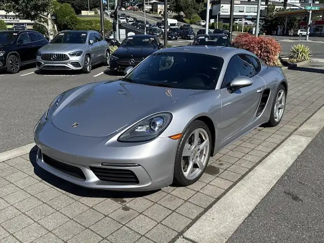 2018 Porsche 718 Cayman's photo