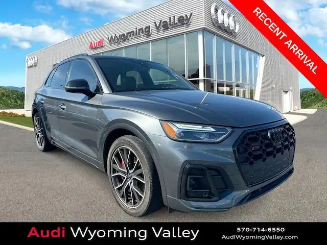 2024 Audi SQ5 Premium Plus's photo