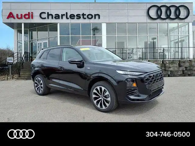2026 Audi Q3 S line quattro's photo