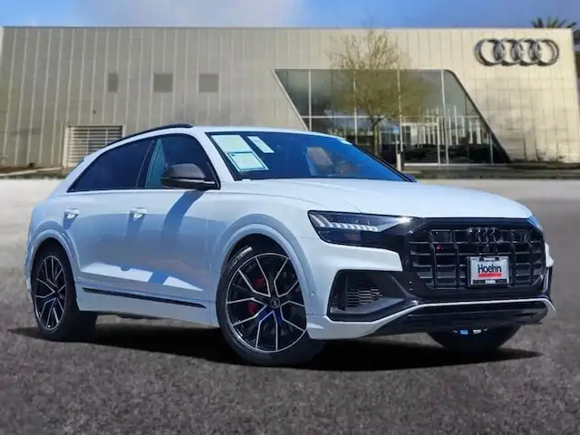 2023 Audi SQ8 Prestige's photo