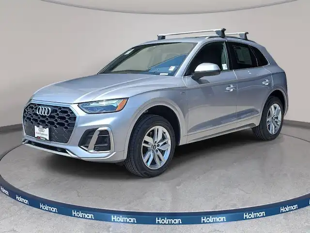 2023 Audi Q5 45 Premium's photo