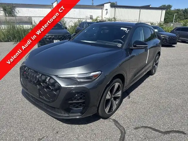2026 Audi SQ5 Premium Plus quattro's photo