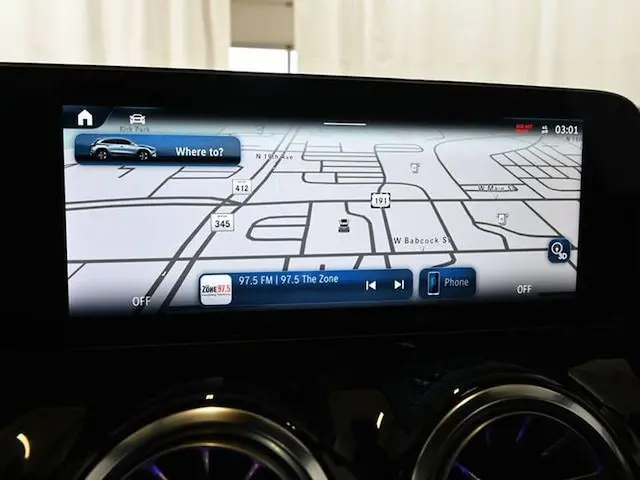 2025 Mercedes-Benz GLA GLA 250 4MATIC photo 5