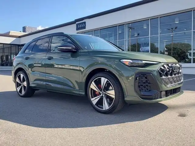 2026 Audi SQ5 Prestige quattro's photo