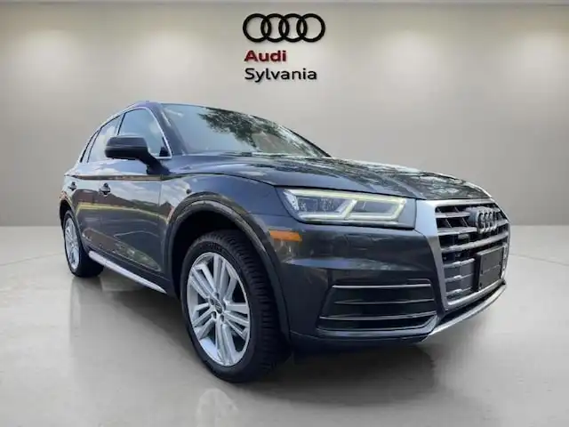 2020 Audi Q5 45 quattro S tronic Premium Plus's photo