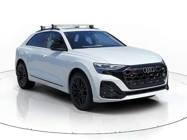 2026 Audi SQ8 Premium Plus quattro's photo