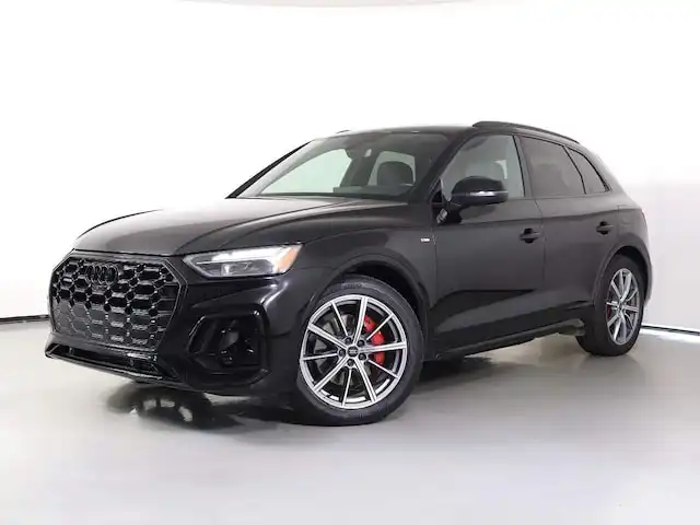 2024 Audi Q5 55 e Premium Plus's photo