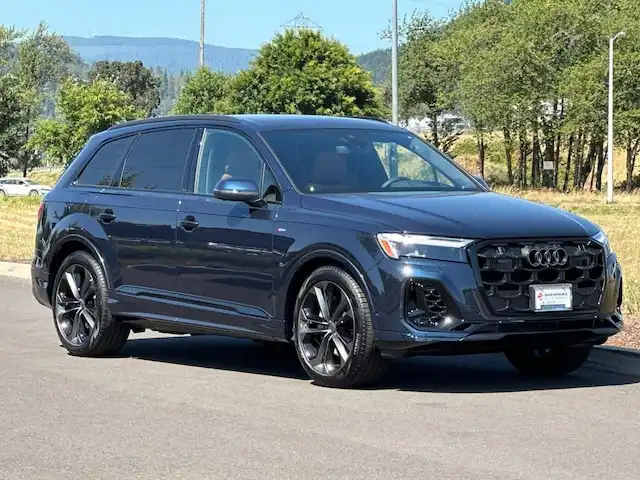 2026 Audi Q7 55 Prestige quattro Tiptronic's photo