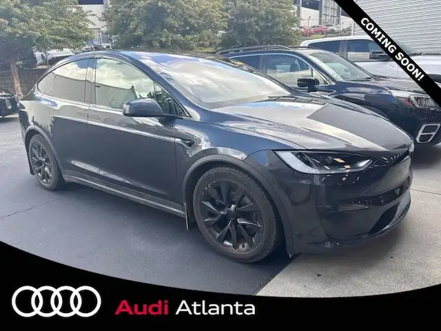 2025 Tesla Model X Long Range's photo