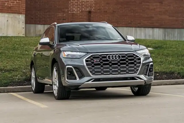 2022 Audi SQ5 Prestige's photo