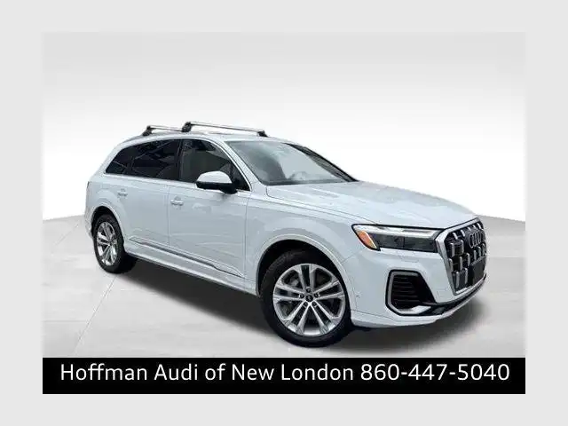 2023 Audi Q7 45 Premium Plus quattro Tiptronic's photo
