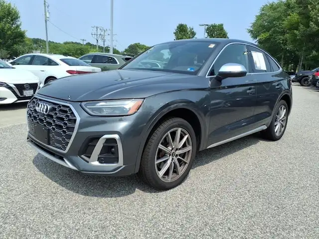 2022 Audi SQ5 Sportback Premium Plus's photo
