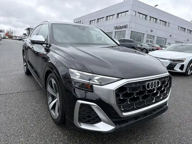 2024 Audi SQ8 Prestige's photo