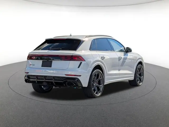 2026 Audi RS Q8 Base photo 5