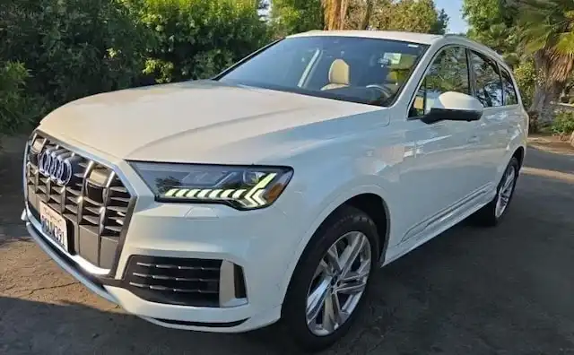 2023 Audi Q7 55 Premium quattro Tiptronic's photo