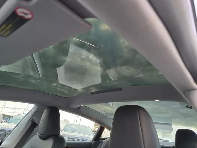 2025 Tesla Model 3 Long Range photo 5