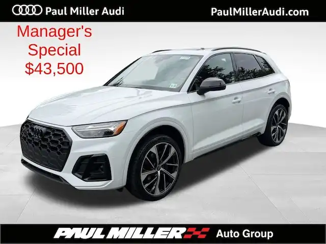 2023 Audi SQ5 Premium Plus's photo