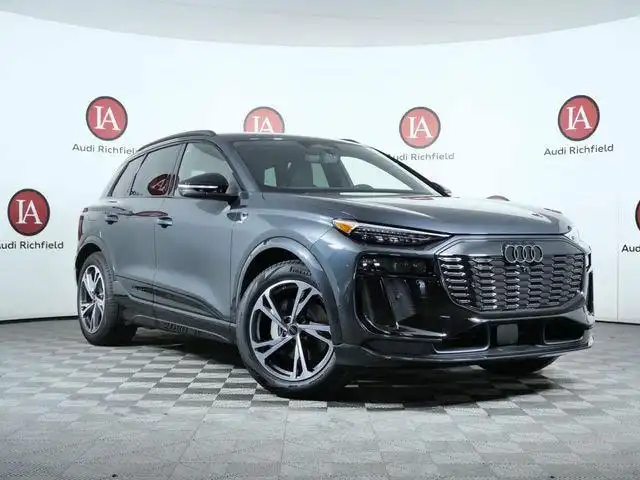 2027 Audi Q6 e-tron Prestige quattro's photo