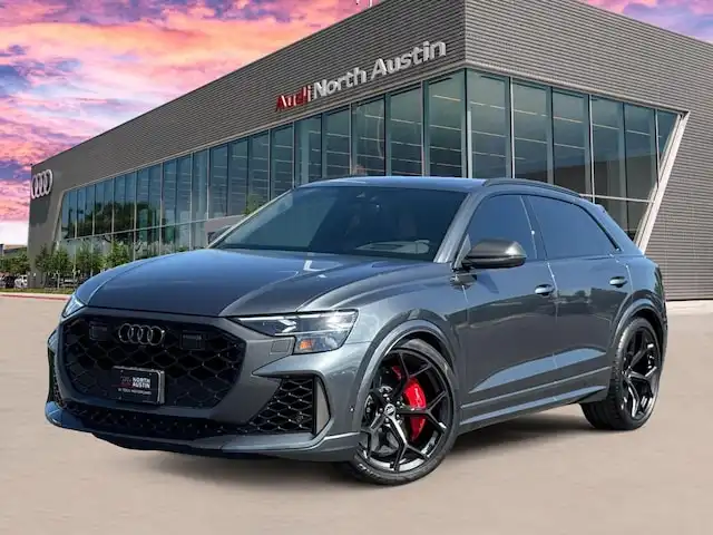 2025 Audi RS Q8 Base's photo